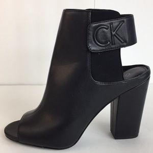 New Calvin Klein  high heels open toe sandals
